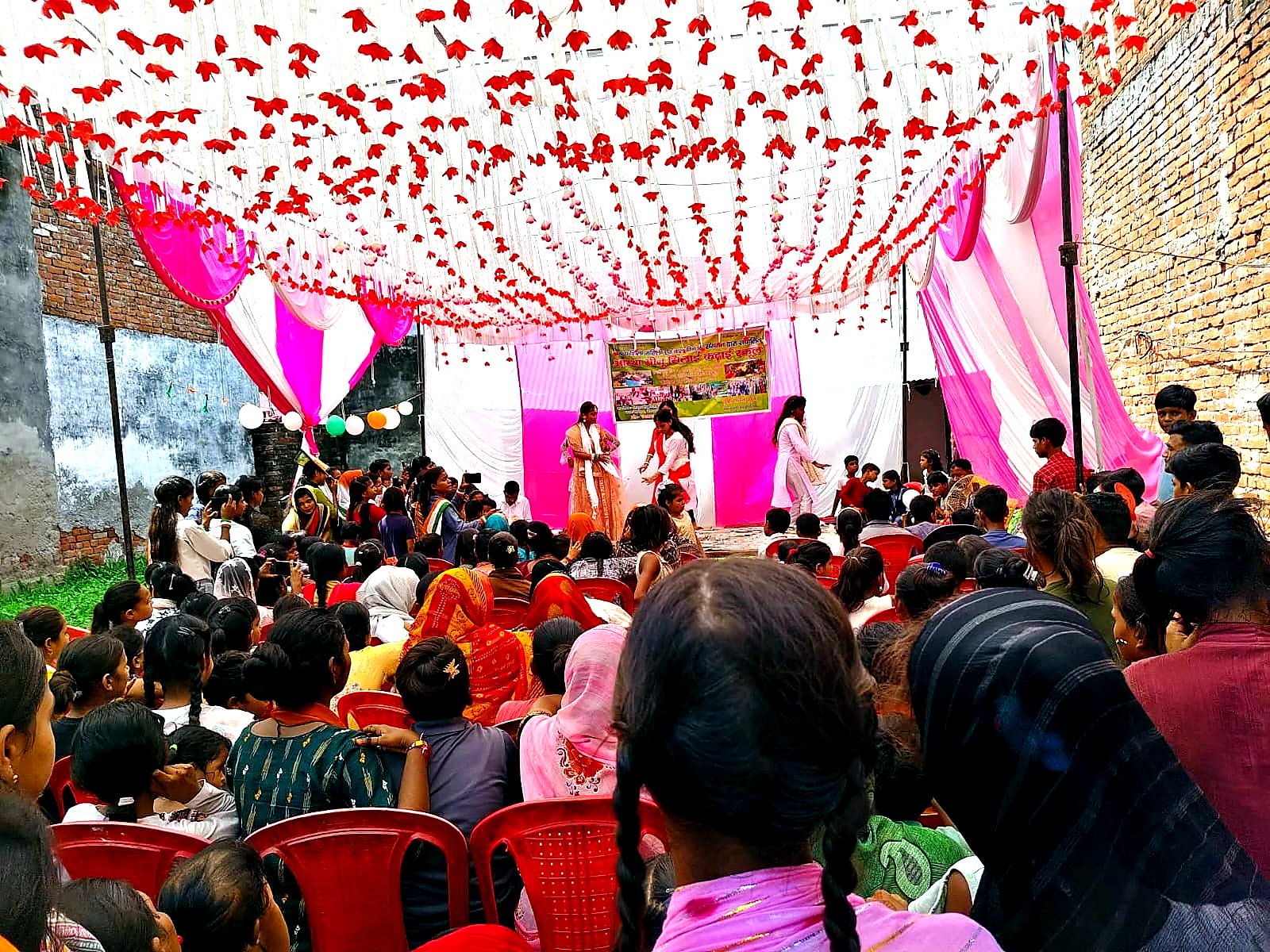 Community cultural programme with women and children
